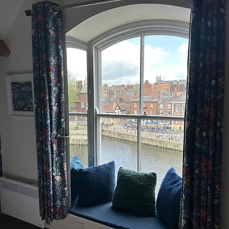 Loveyork Penthouse Riverside With Free Parking アパート *