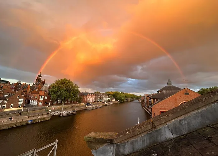 Loveyork Penthouse Riverside With Free Parking * York