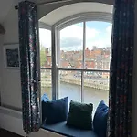 Loveyork Penthouse Riverside With Free Parking 아파트 *